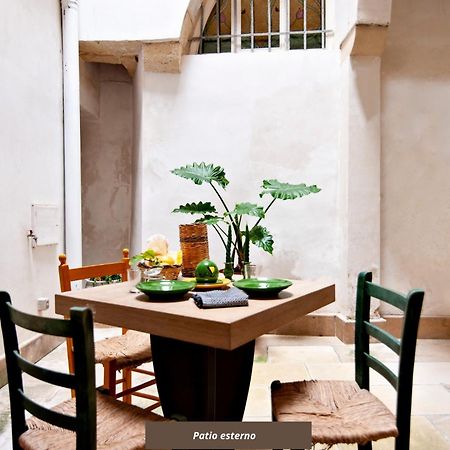 Dasumno 3 - Apartment Old Town Sit Lecce Bagian luar foto