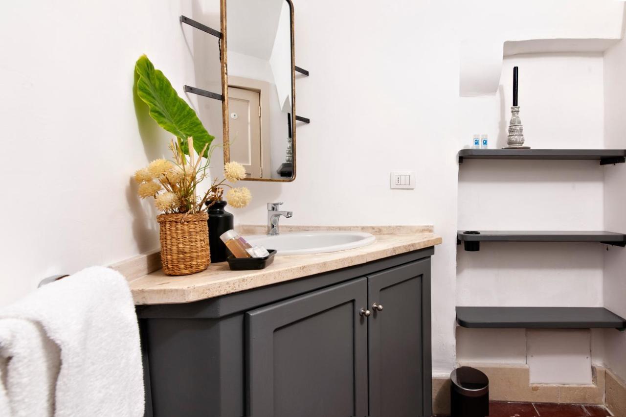 Dasumno 3 - Apartment Old Town Sit Lecce Bagian luar foto