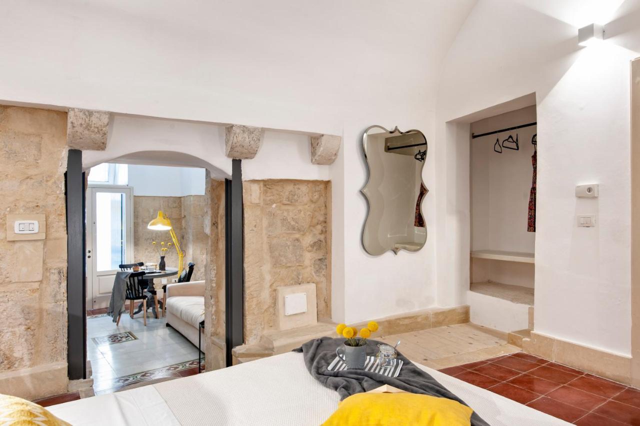 Dasumno 3 - Apartment Old Town Sit Lecce Bagian luar foto