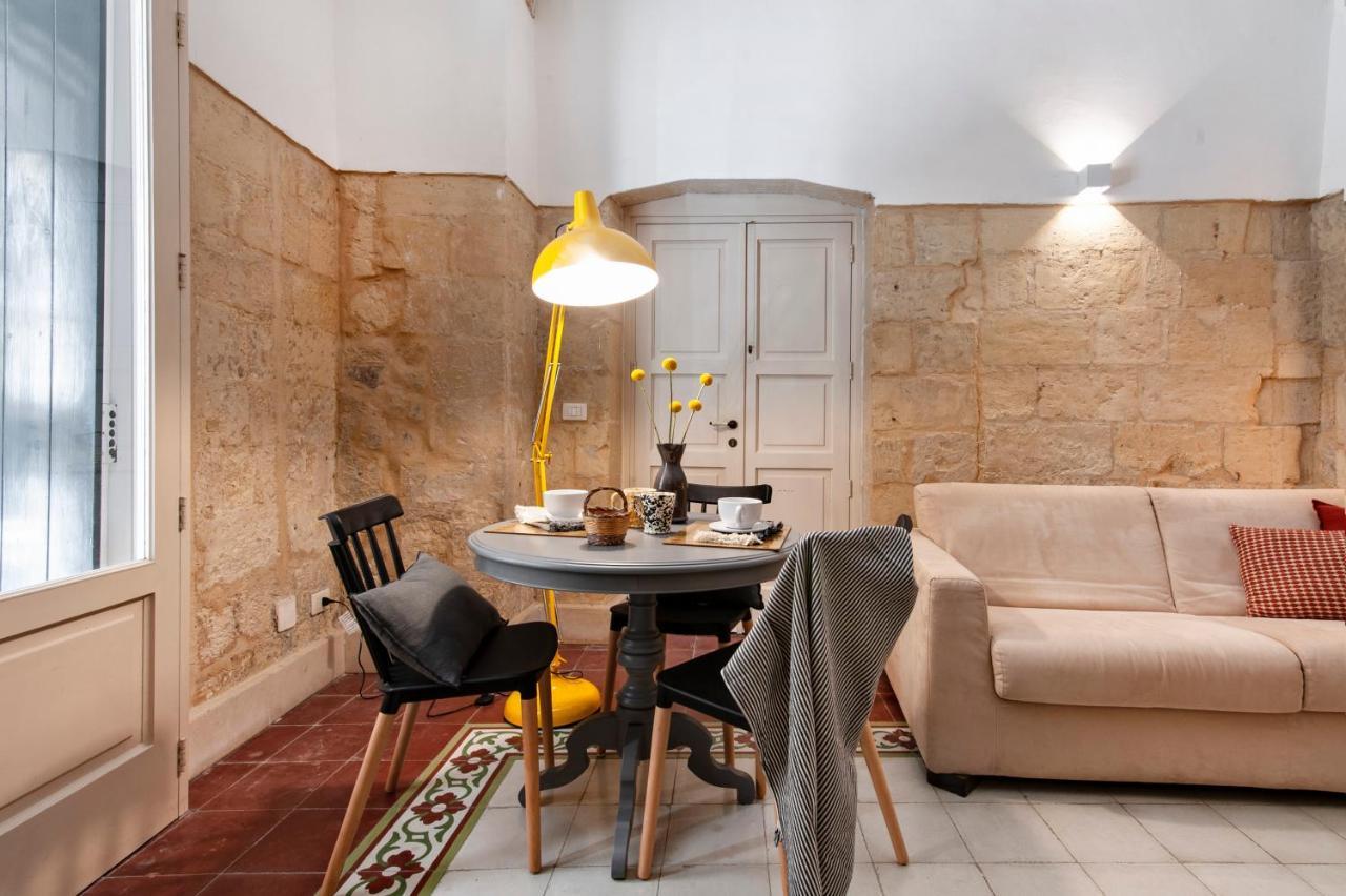 Dasumno 3 - Apartment Old Town Sit Lecce Bagian luar foto